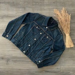 GAP Stretch Women’s Medium/Dark Wash Denim Jacket